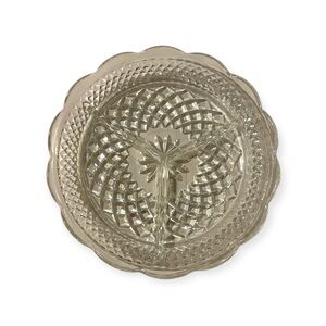 ANCHOR HOCKING WEXFORD SCALLOPED GLASS 3 SECTION DIVIDED RELISH DISH 8 ½ vintage